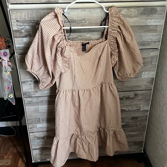 Forever 21 Dresses & Skirts - Light pink puff sleeve dress